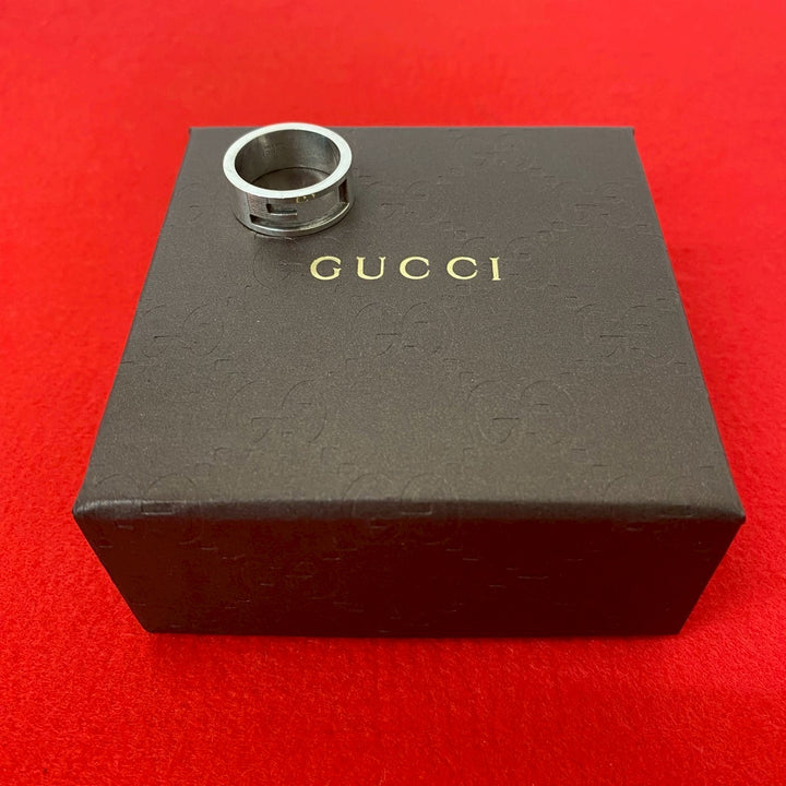 戒指 Gucci Square G