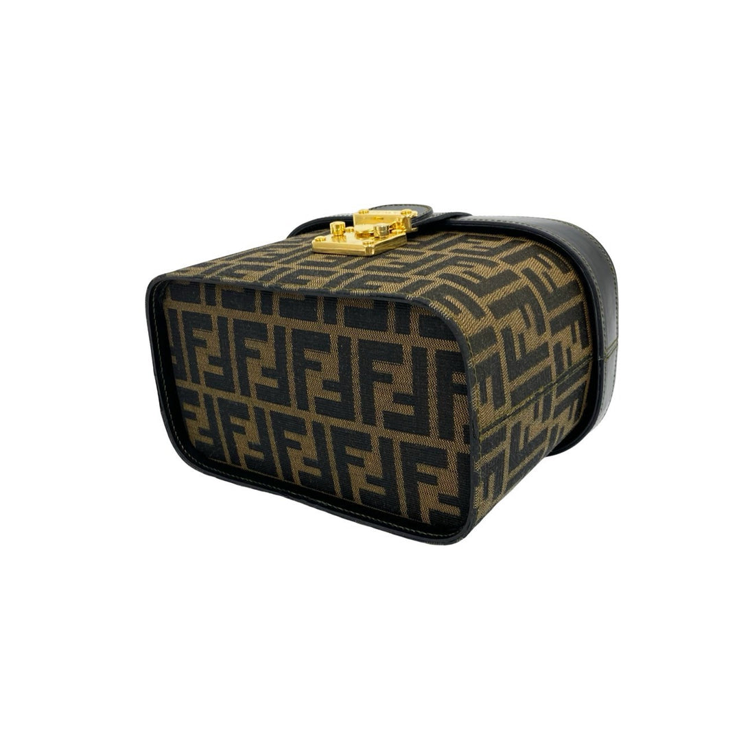 shoulder bag fendi