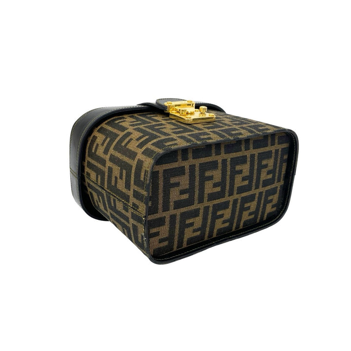 shoulder bag fendi