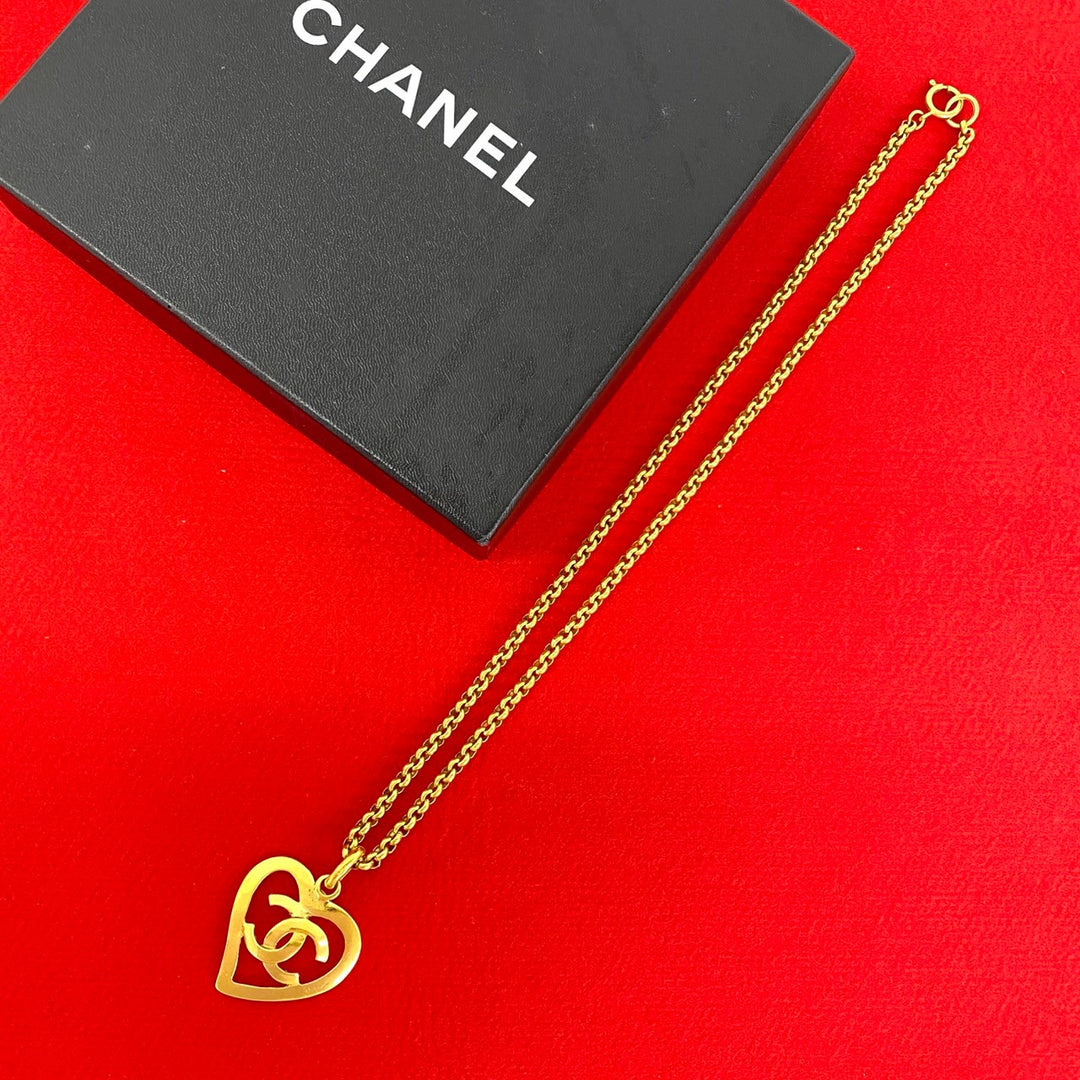 necklace chanel
