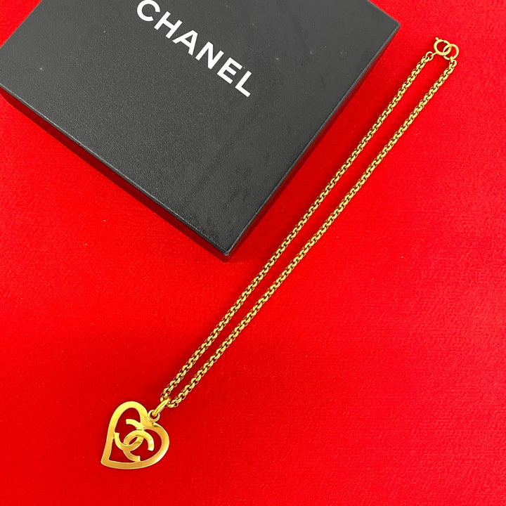 necklace chanel