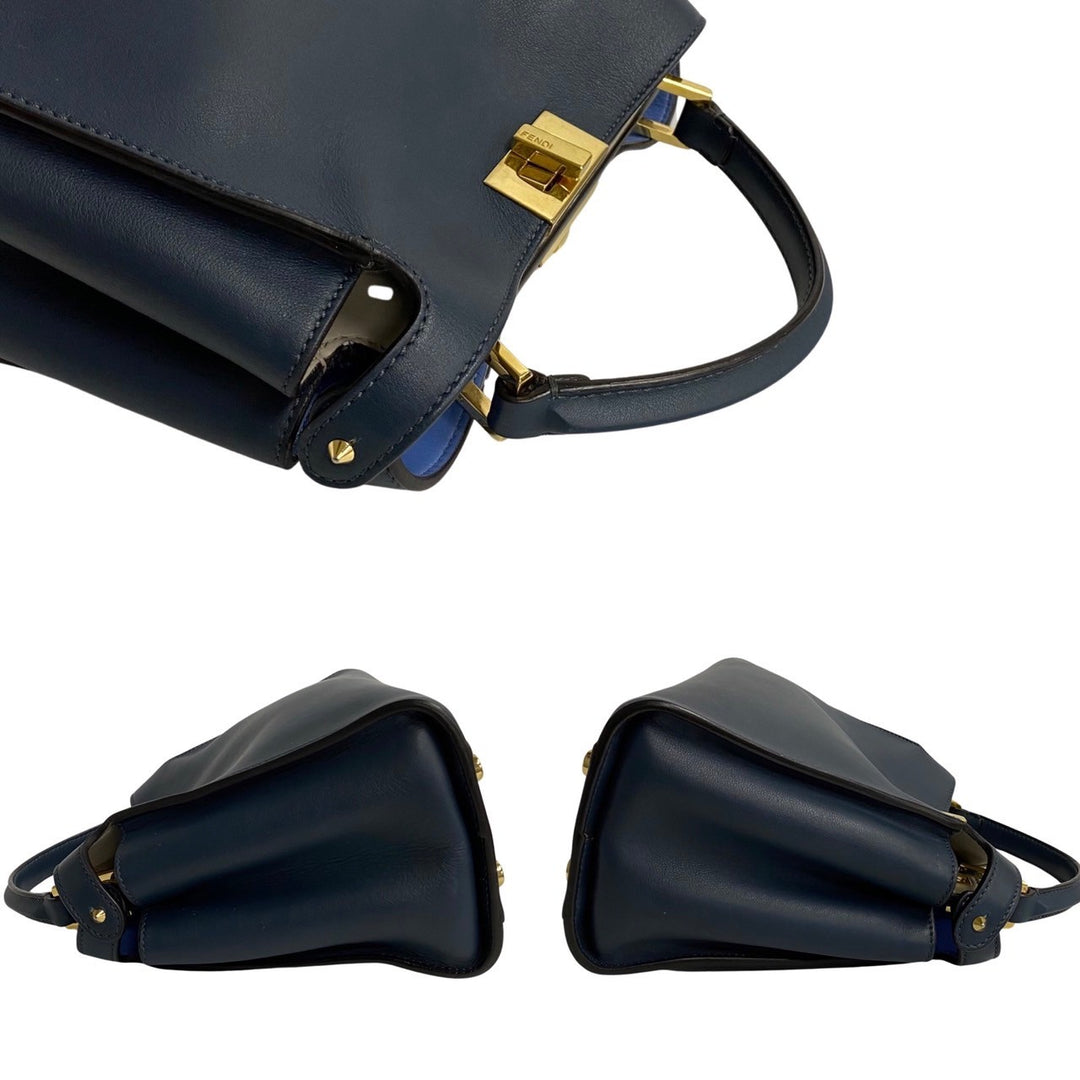 Shoulder Bag Fendi Peekaboo Iconic Essential