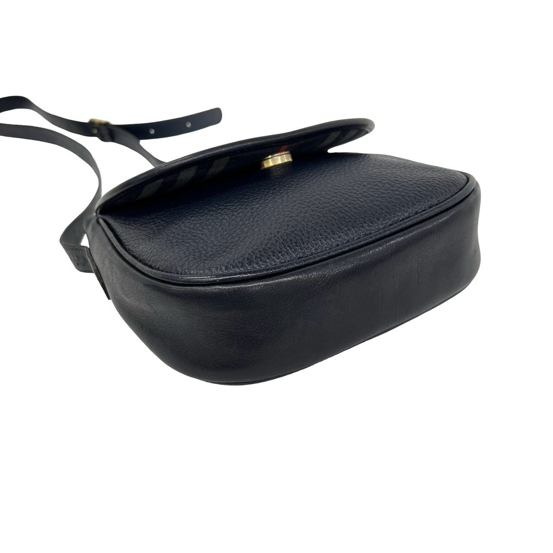 shoulder bag burberry