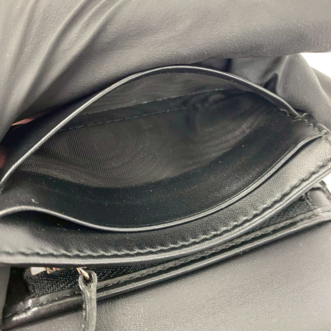 二つ折り財布 グッチ