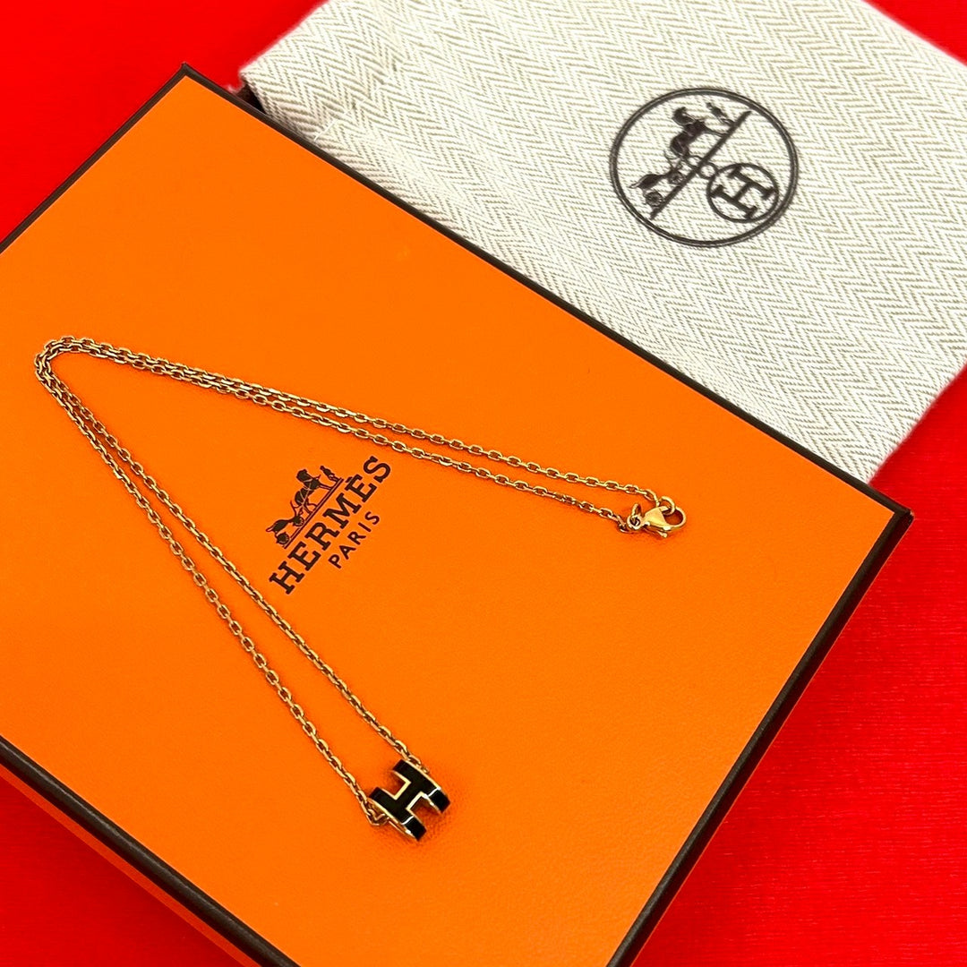 necklace hermes mini pop ash
