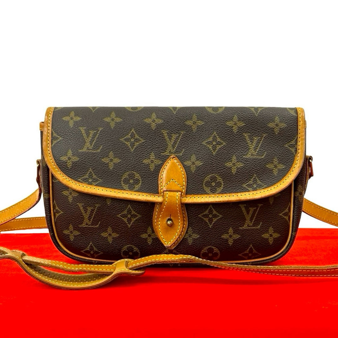 Shoulder bag Louis Vuitton Begisière PM
