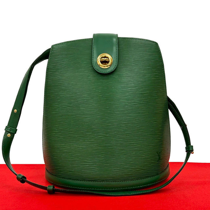 Shoulder bag Louis Vuitton Cluny