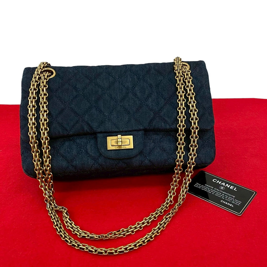 Shoulder bag Chanel 2.55