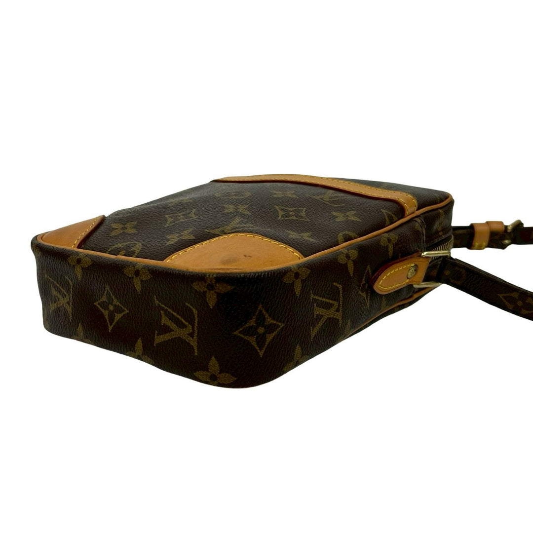 shoulder bag louis vuitton daneuve