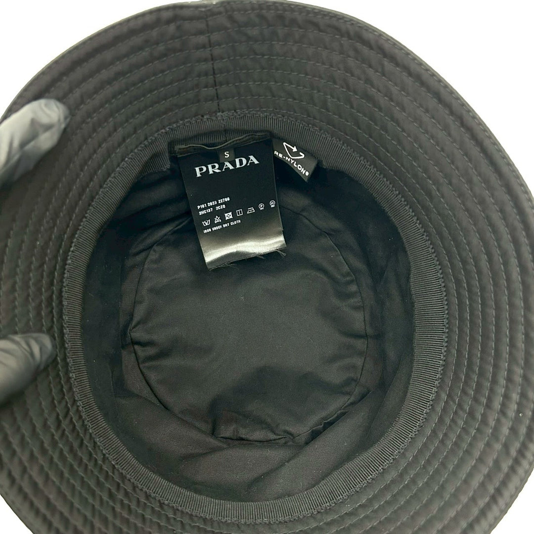 ハット プラダ Re-Nylon
