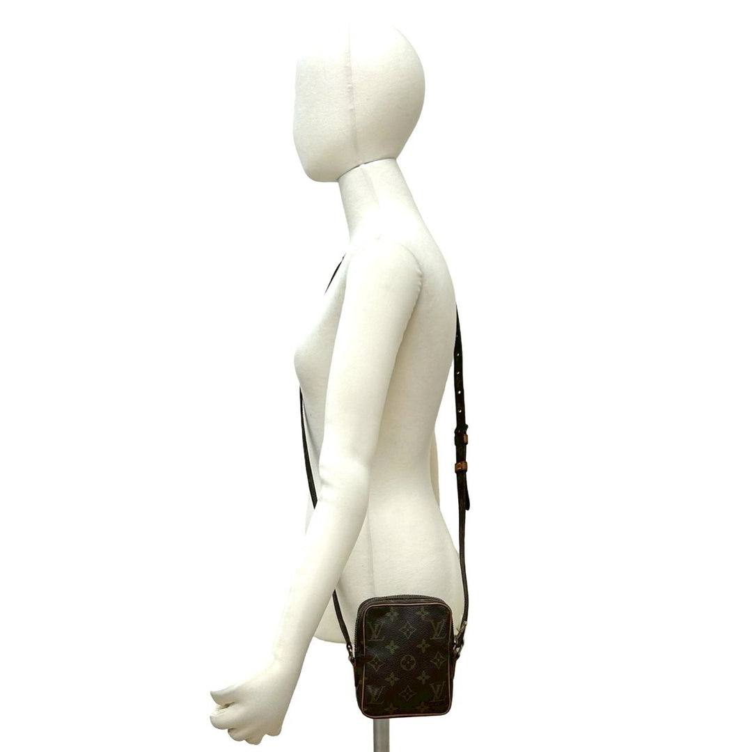 Shoulder bag Louis Vuitton mini Danube