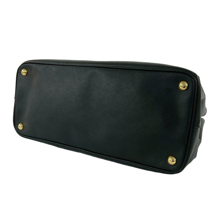 handbag prada