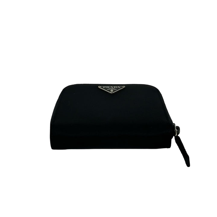 bifold wallet prada