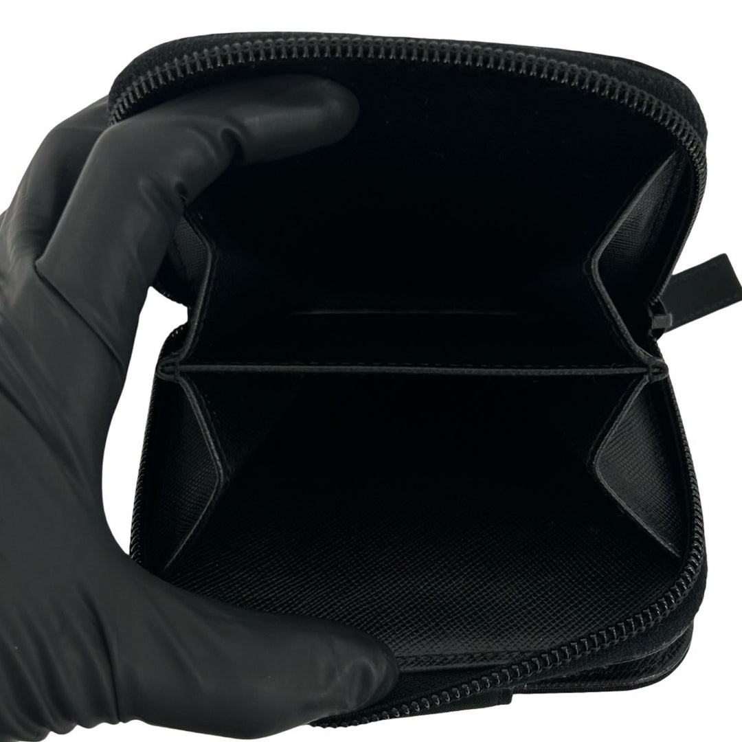 bifold wallet prada