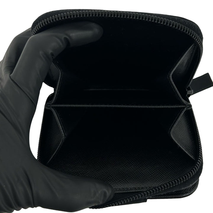 bifold wallet prada