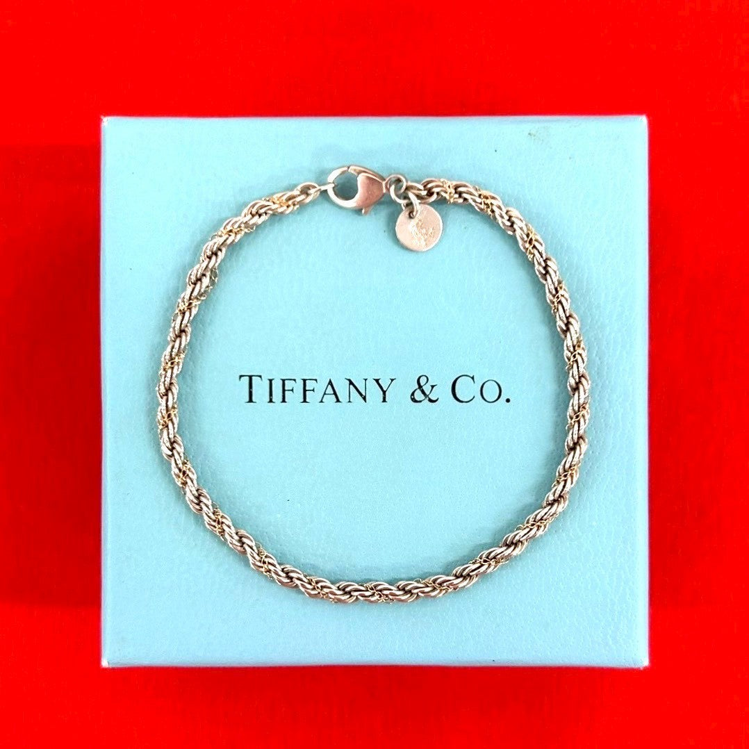 blurRubbingTiffany Twisted Rope