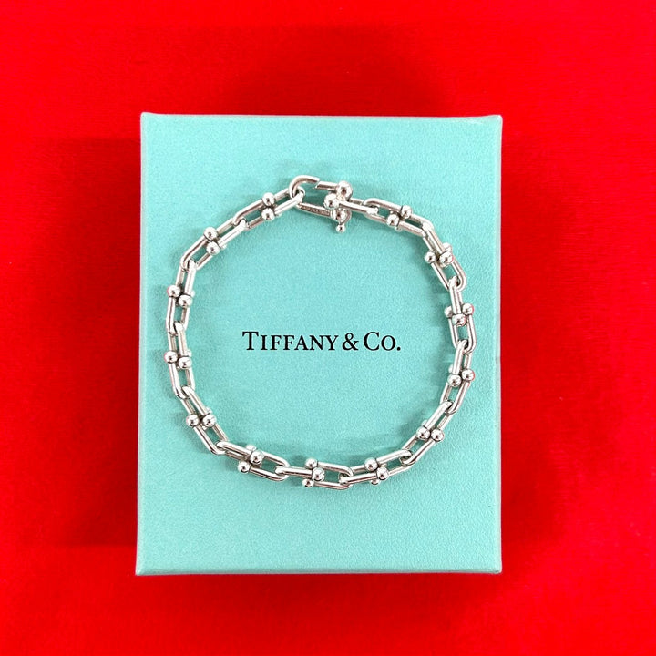 blurRubbingTiffany Hardware Small Link