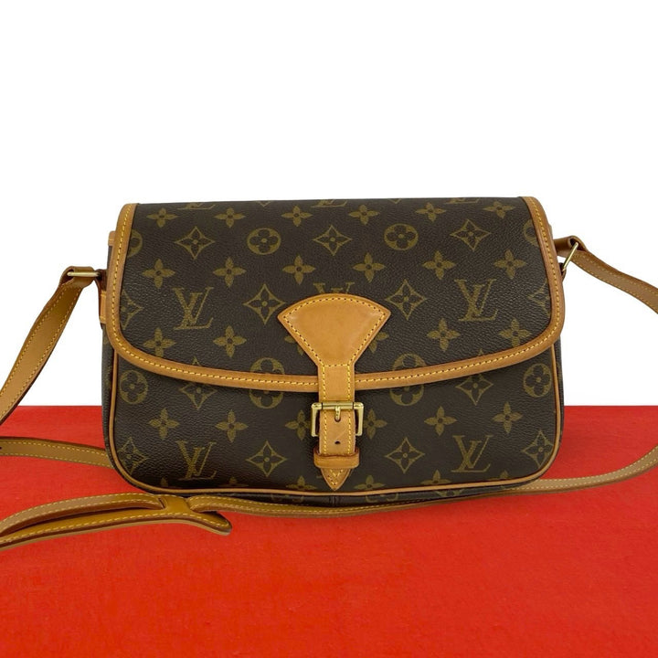 shoulder bag louis vuitton sologne