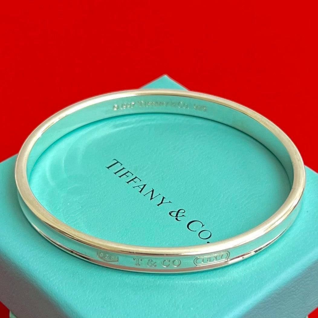 blurRubbingTiffany 1837 narrow bangle