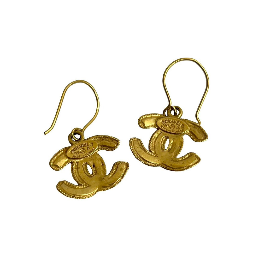 ピアス シャネル