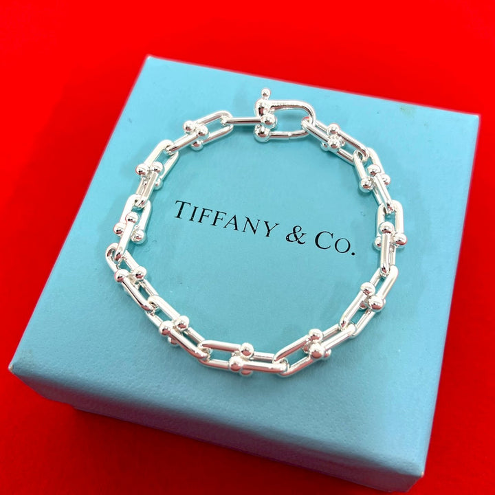 blurRubbingTiffany Hardware Small Link