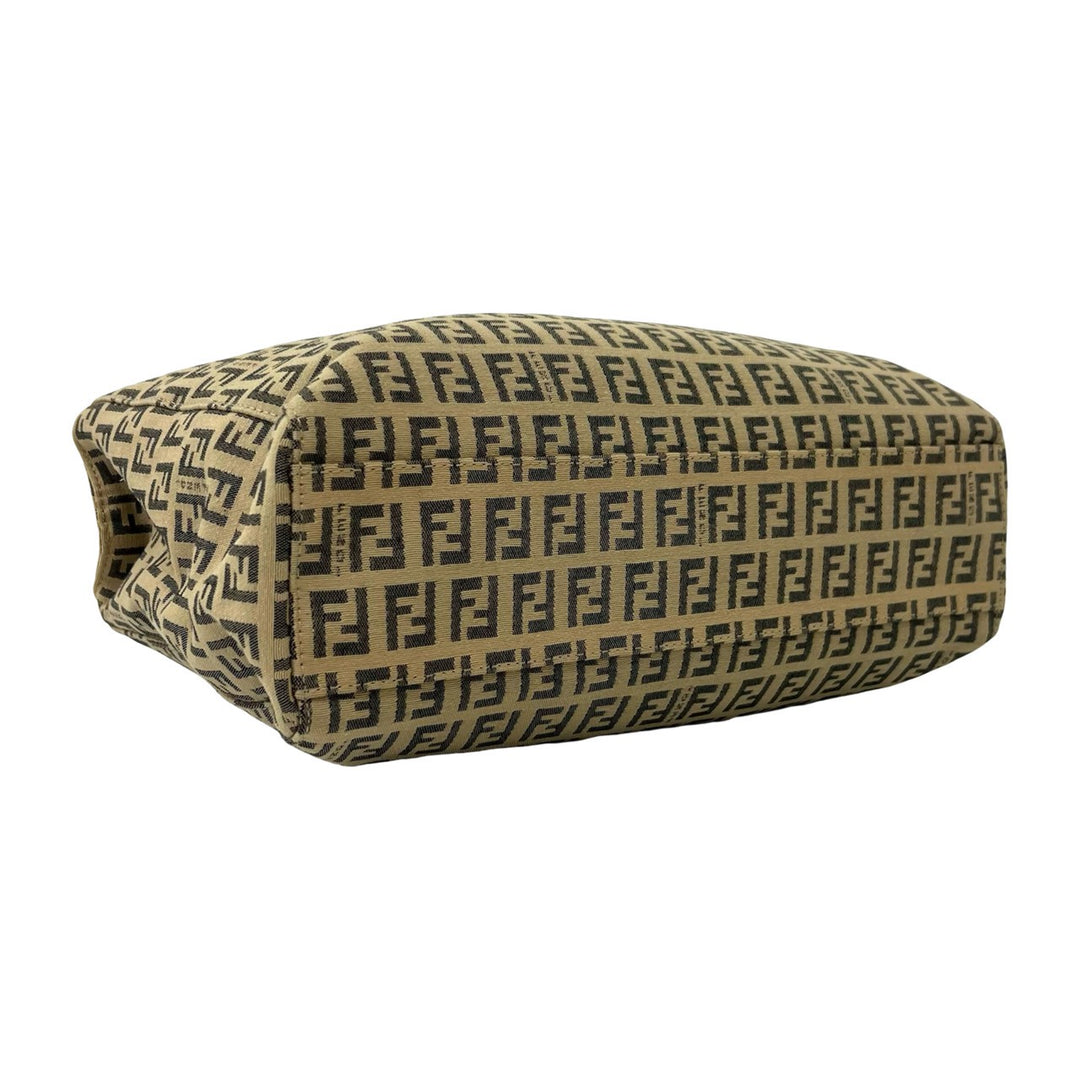 tote bag fendi