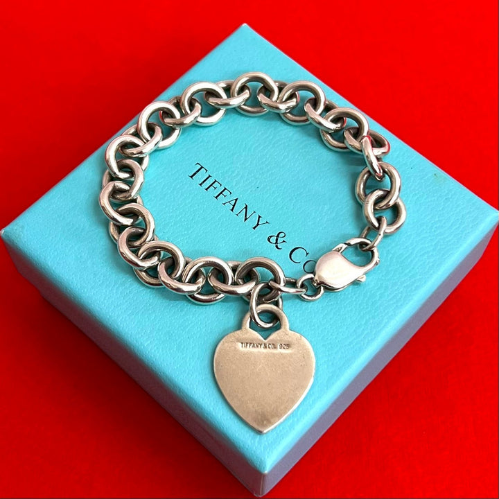 blurRubbingTiffany heart tag blurRubbingCut