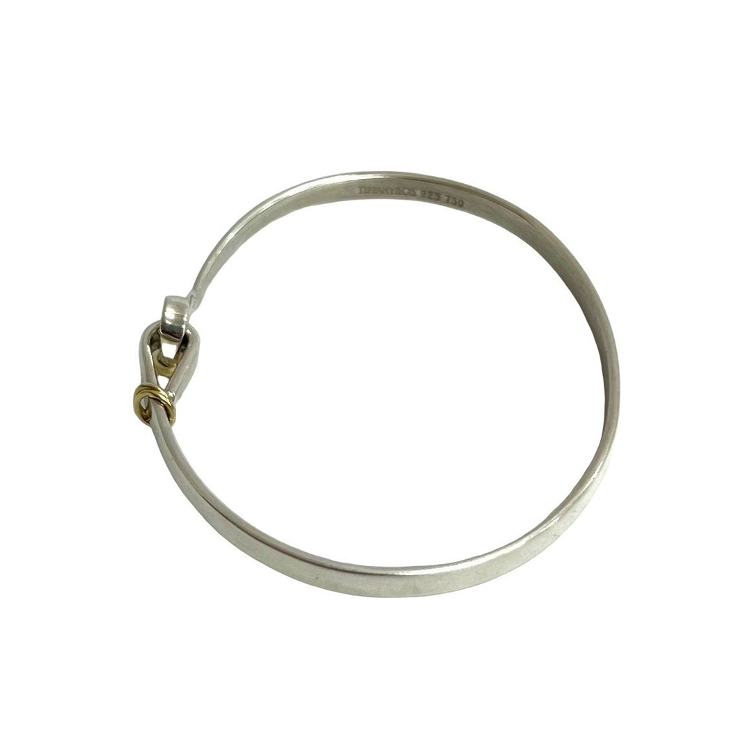 blurRubbingTiffany Hook & Eye Bangle