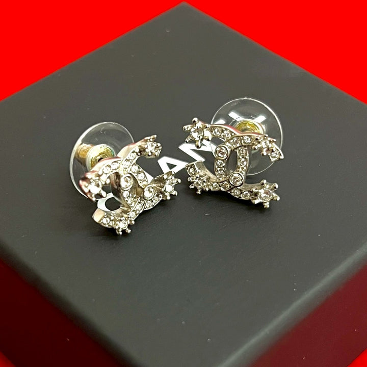 ピアス シャネル