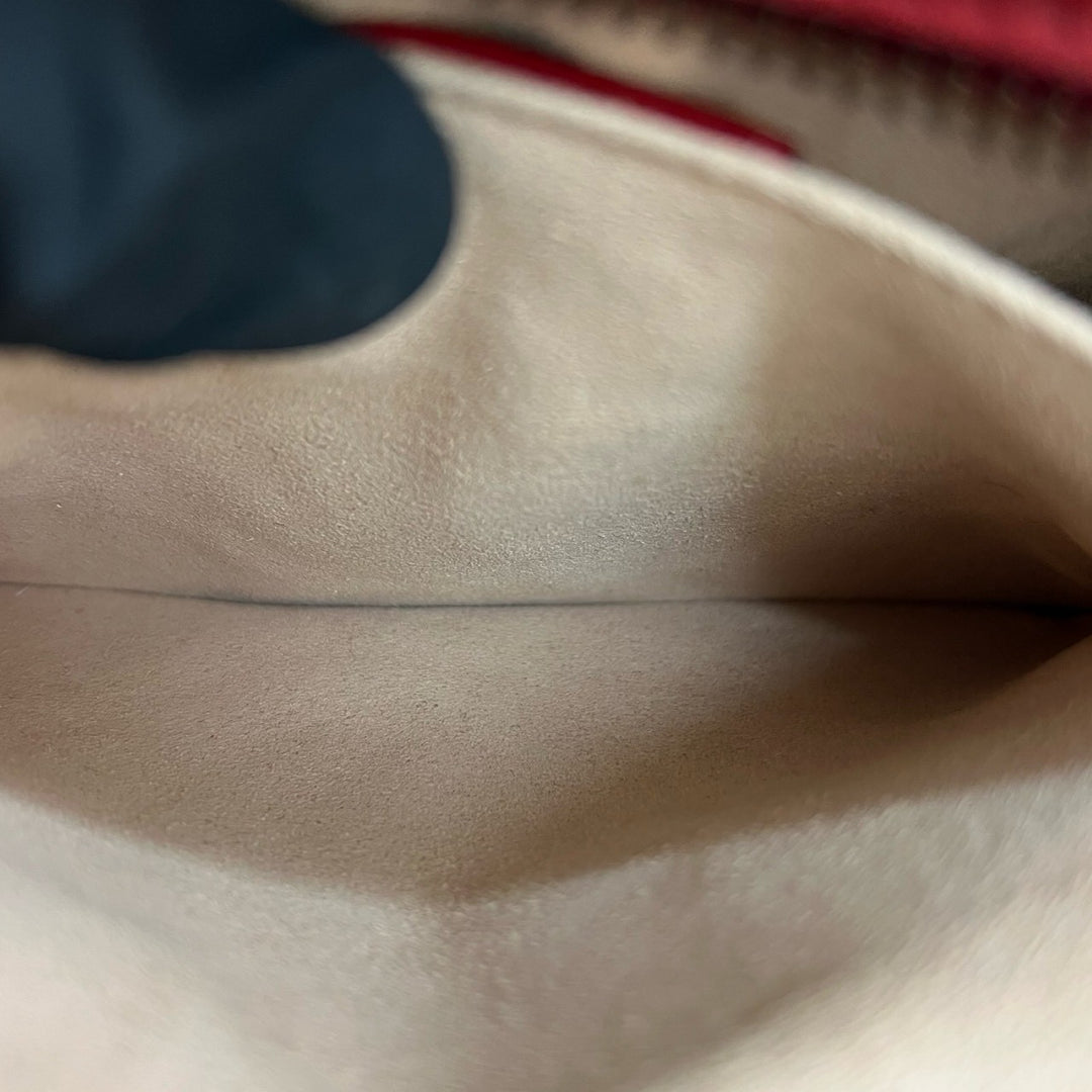 肩背包 Gucci GG Marmont