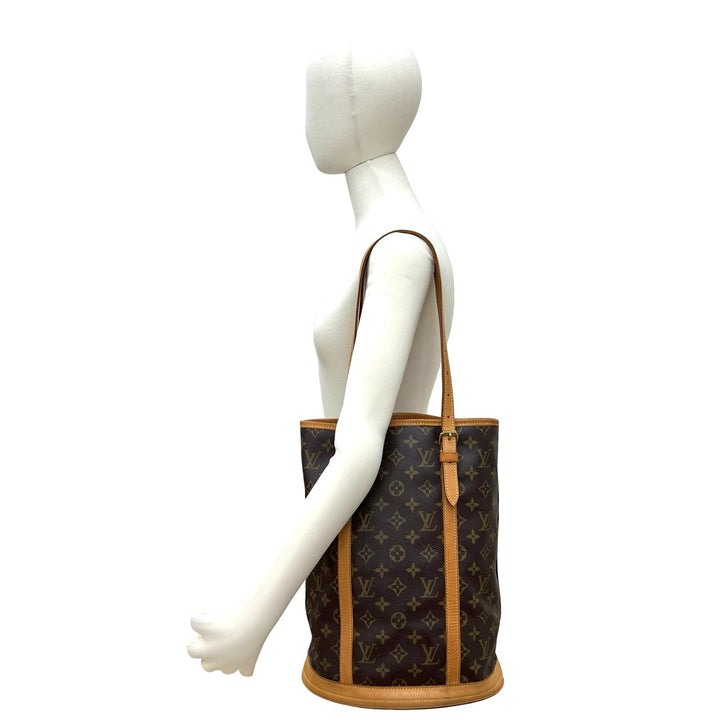 Tote bag Louis Vuitton bucket GM