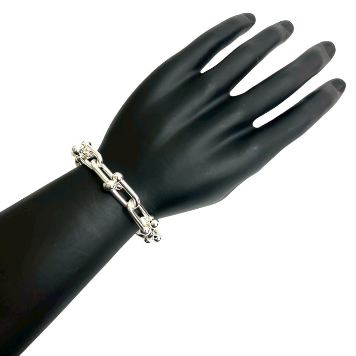 blurRubbingTiffany Hardware Large Link BureRubbingCut