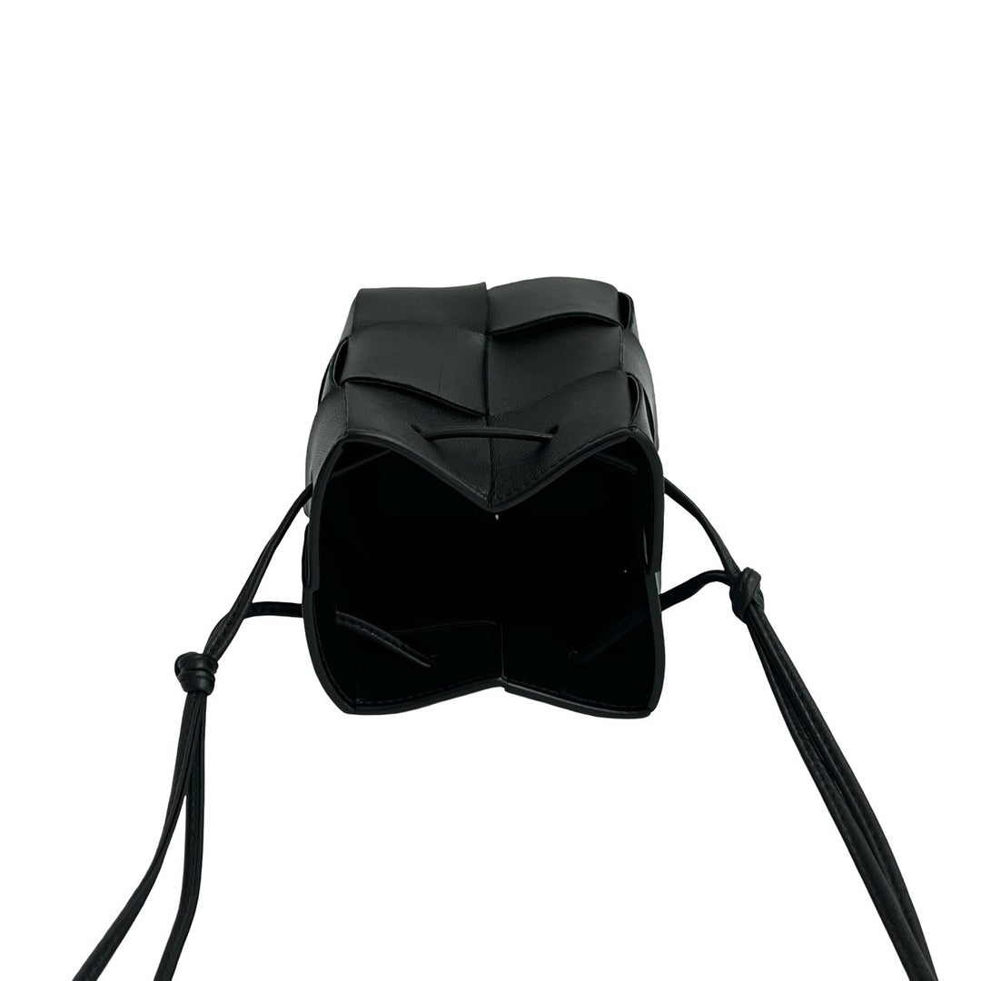 Shoulder bag bottega veneta cassette bucket mini