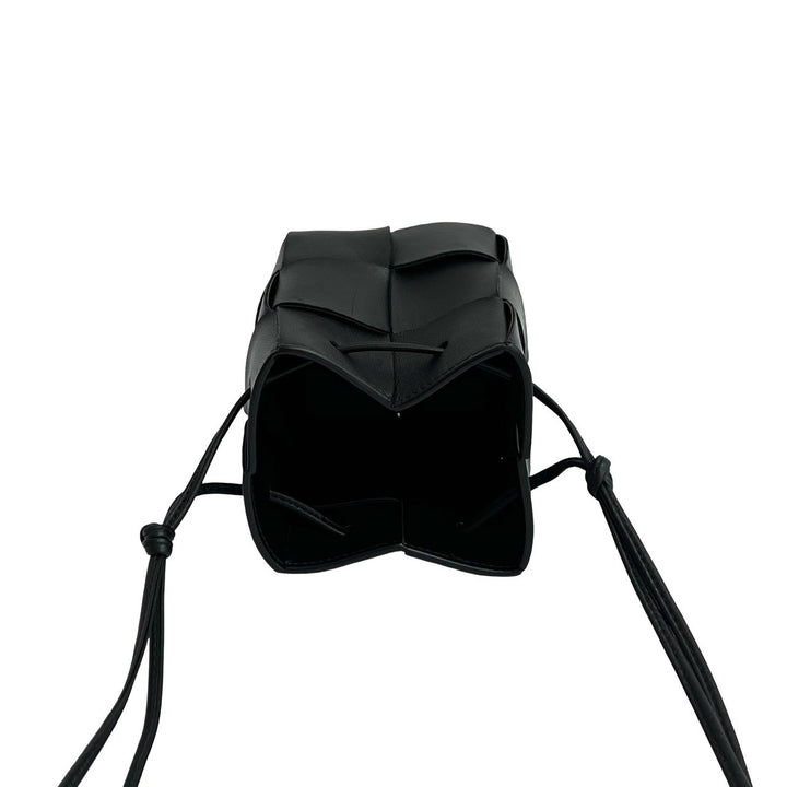 Shoulder bag bottega veneta cassette bucket mini