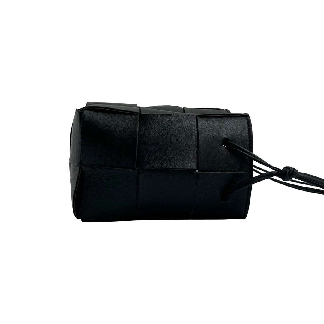 Shoulder bag bottega veneta cassette bucket mini
