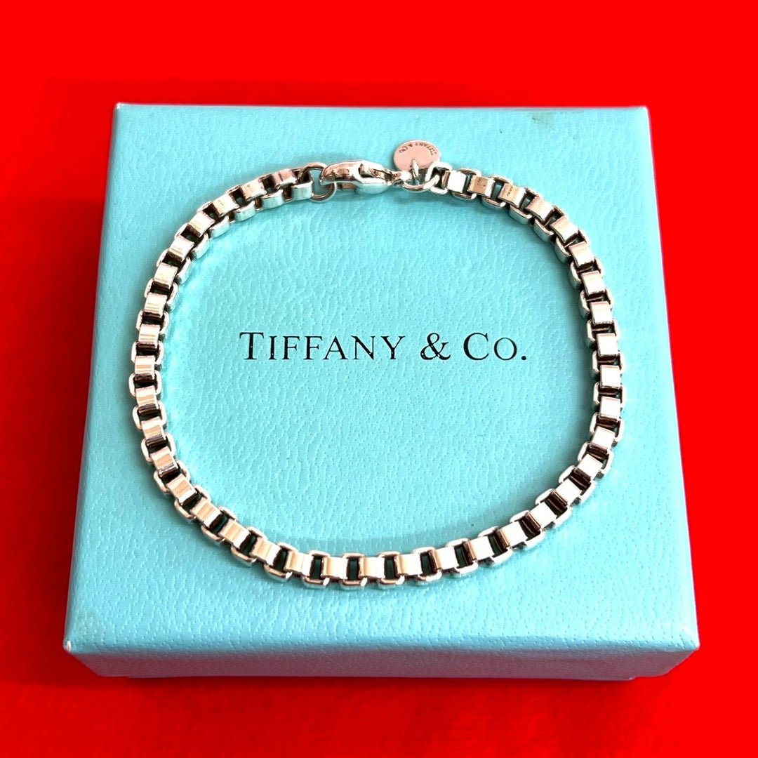 blurRubbingTiffany Venetian
