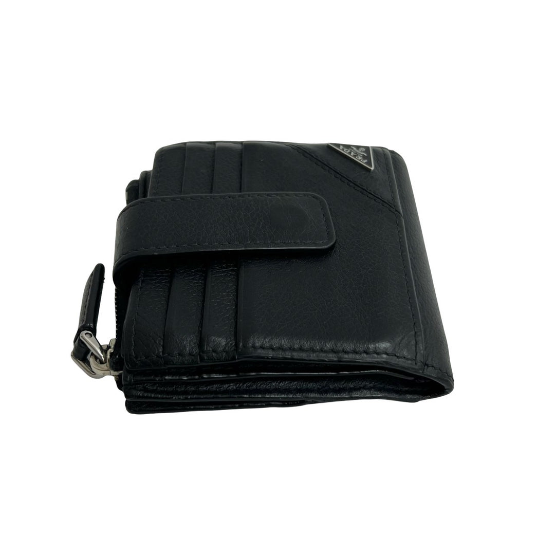 bifold wallet prada