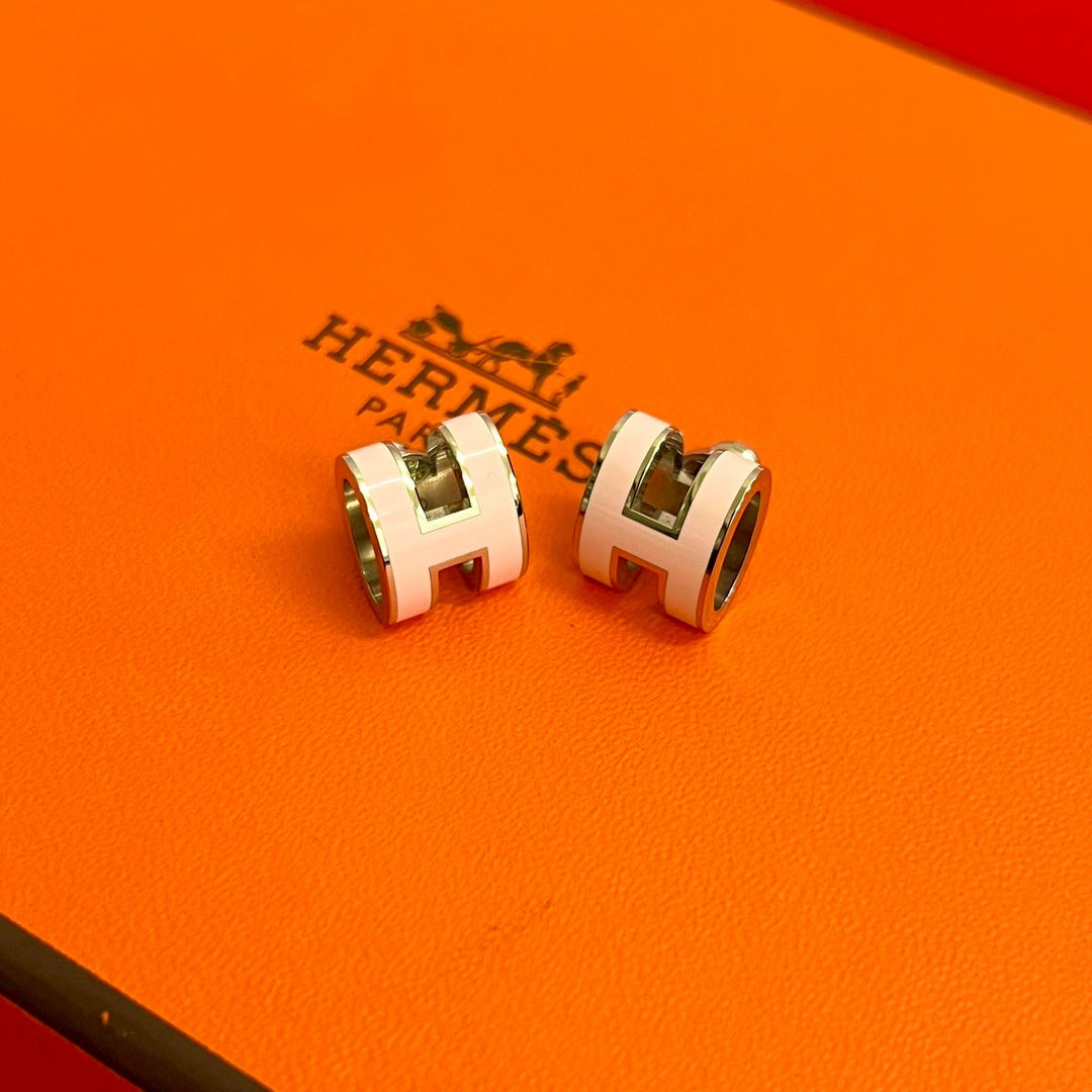 耳環 Hermes 流行灰
