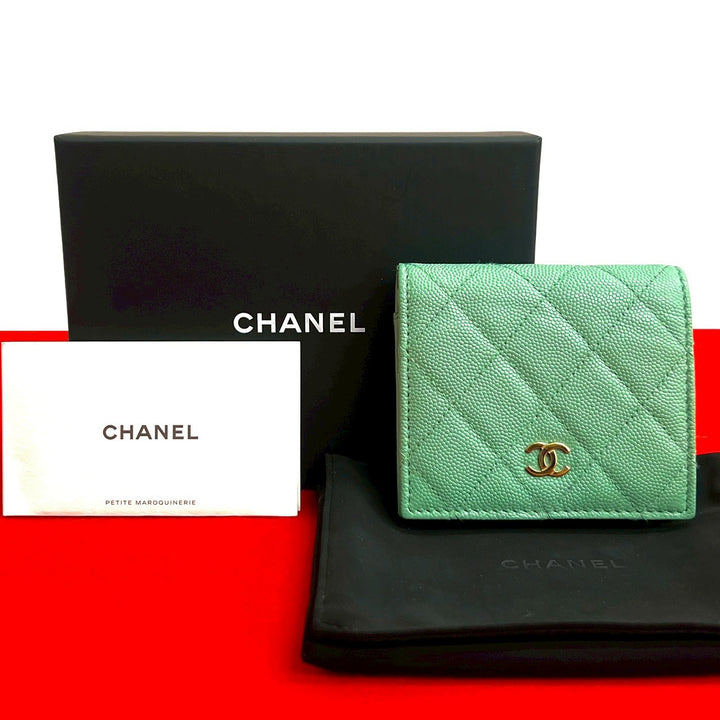 bifold wallet chanel