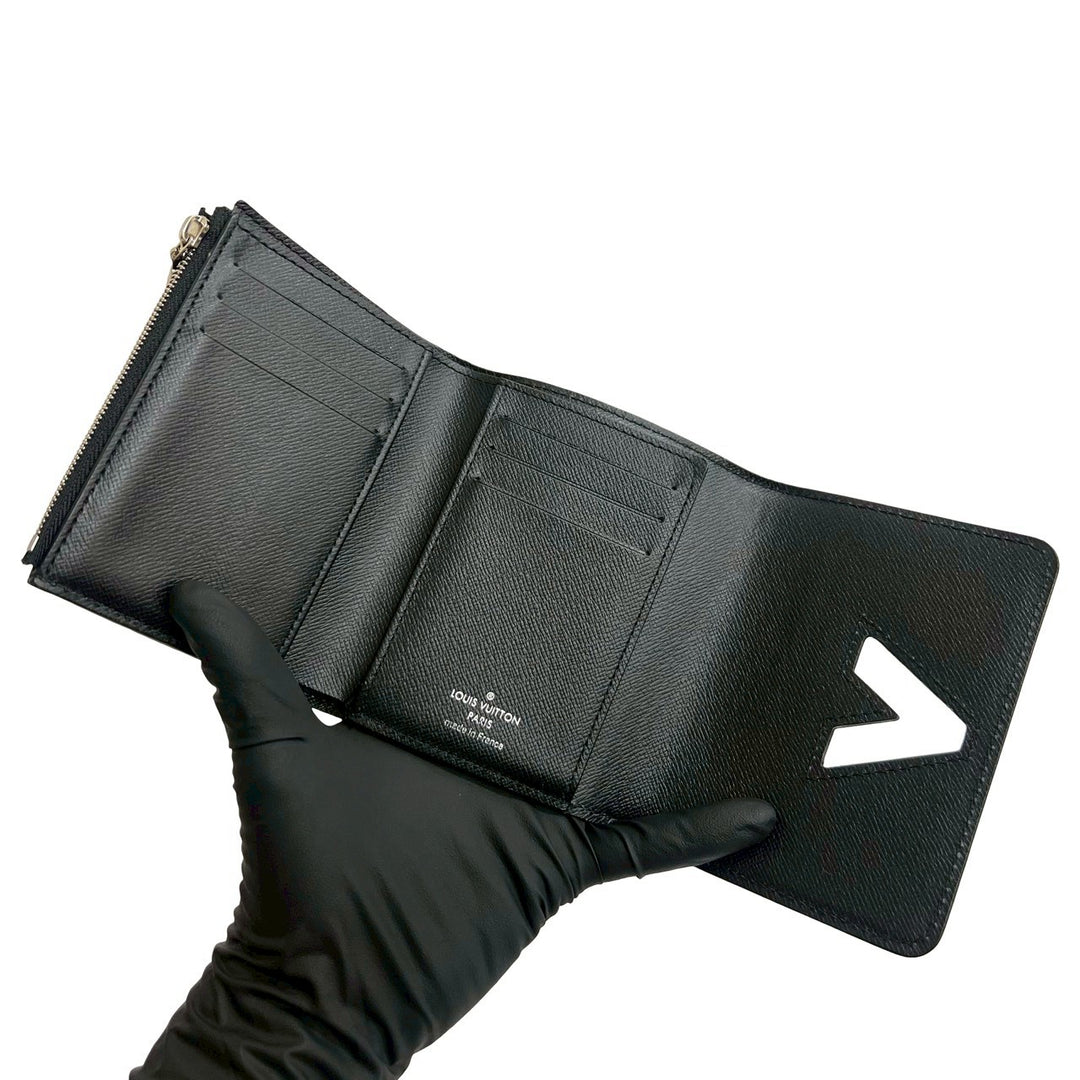 Tri-fold wallet Louis Vuitton Portefeuille twist compact