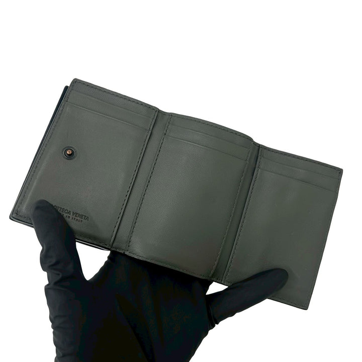 trifold wallet bottega veneta