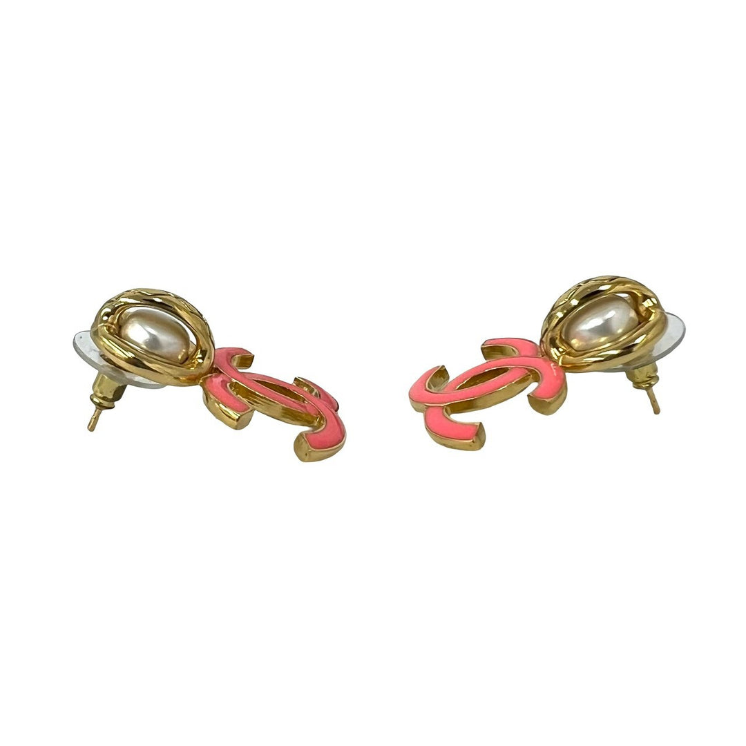 ピアス シャネル
