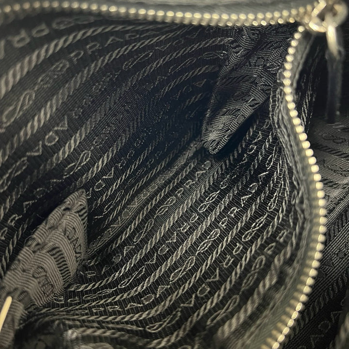 ハンドバッグ プラダ
