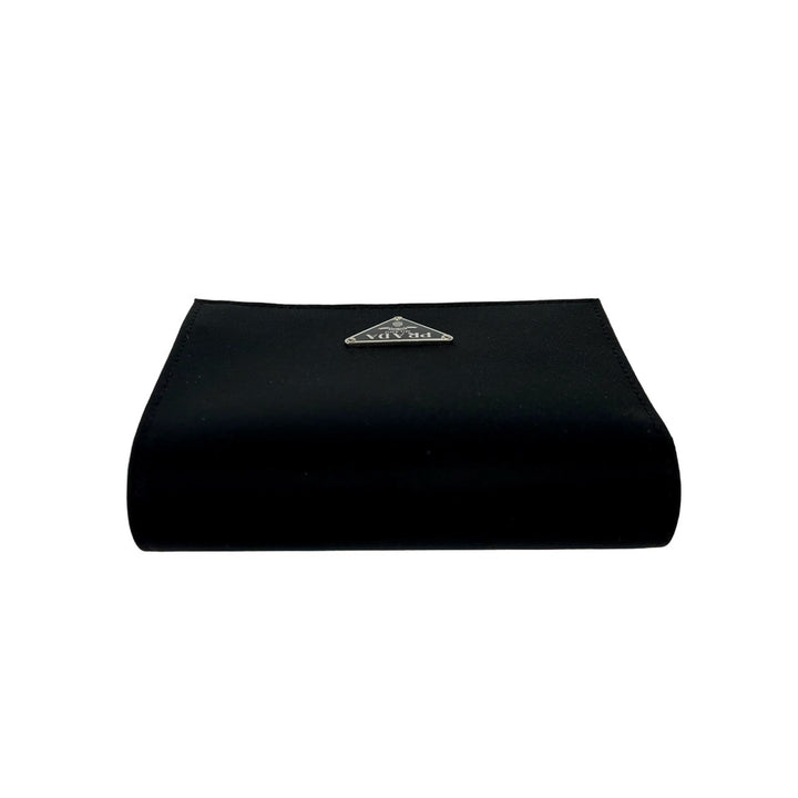 二つ折り財布 プラダ