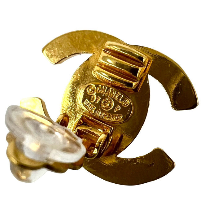 earrings chanel