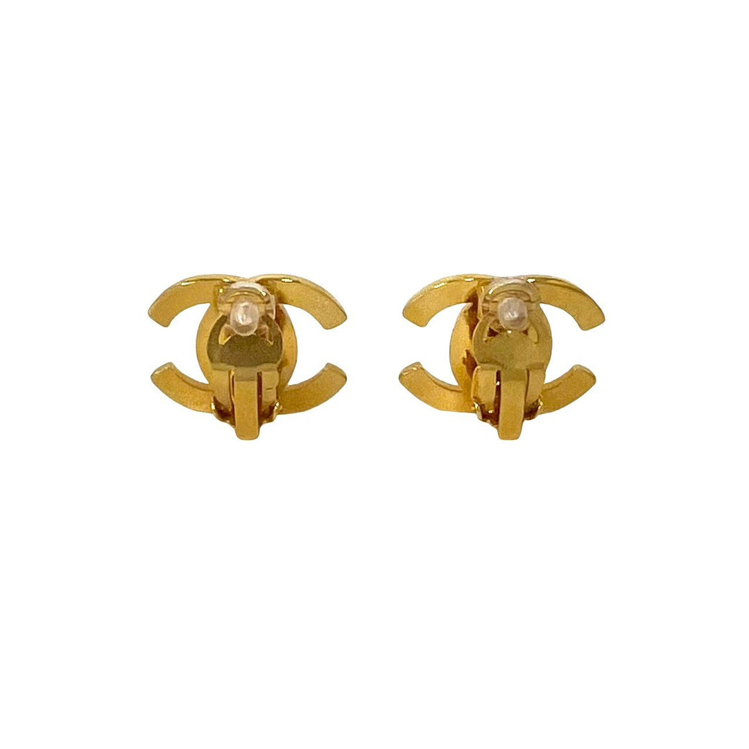 earrings chanel