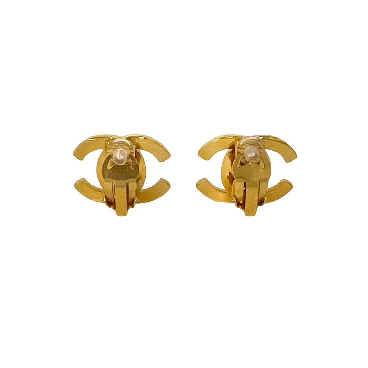 earrings chanel