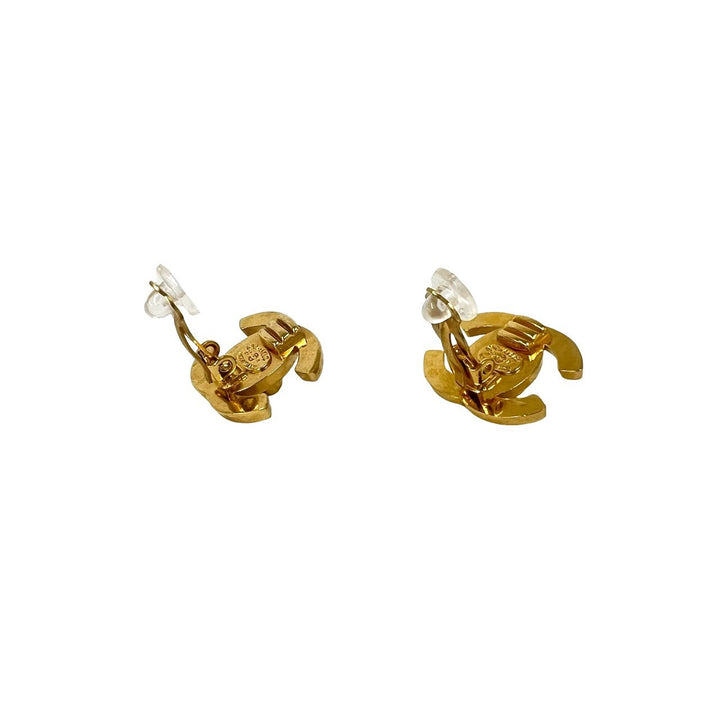 earrings chanel