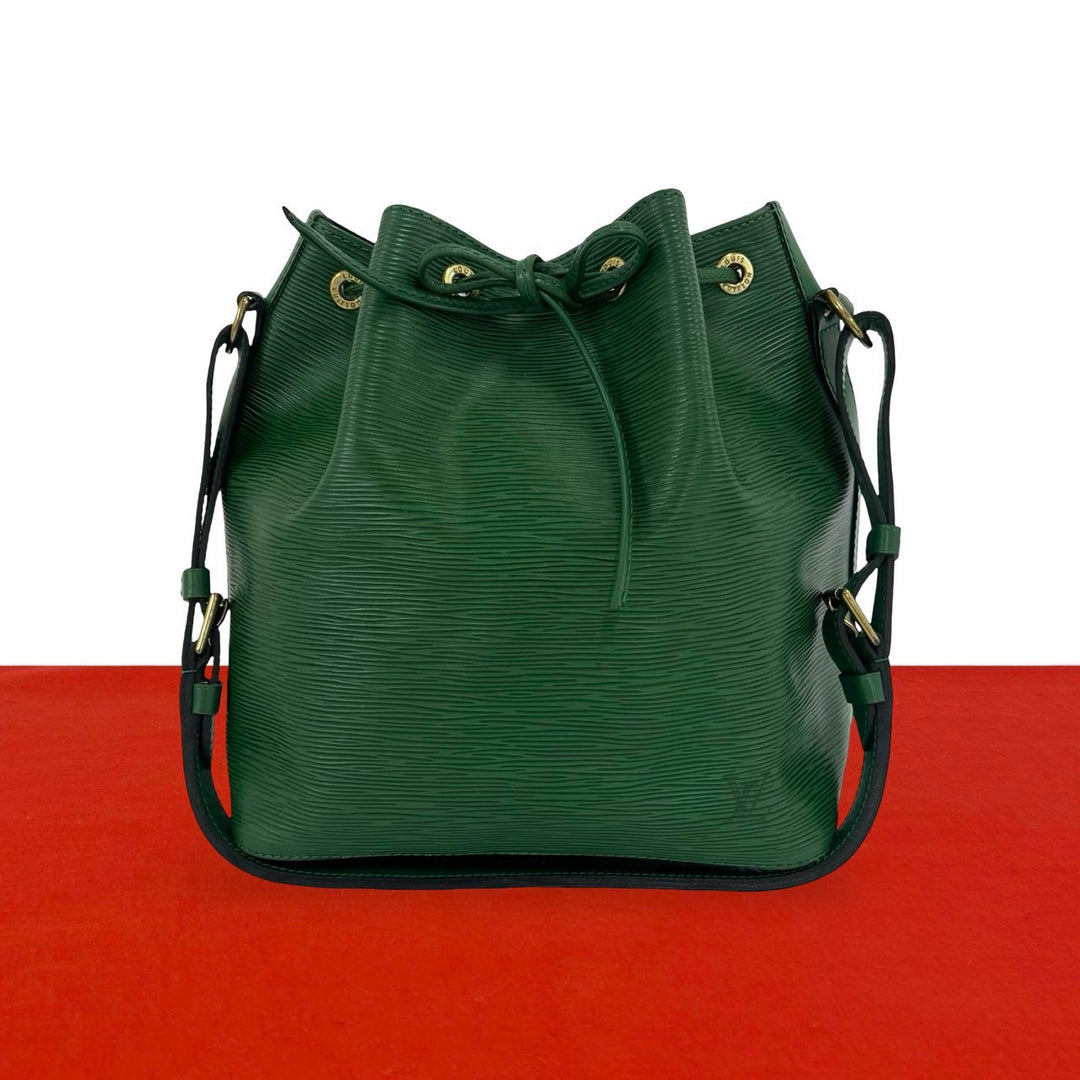 Shoulder bag Louis Vuitton Petit Noe
