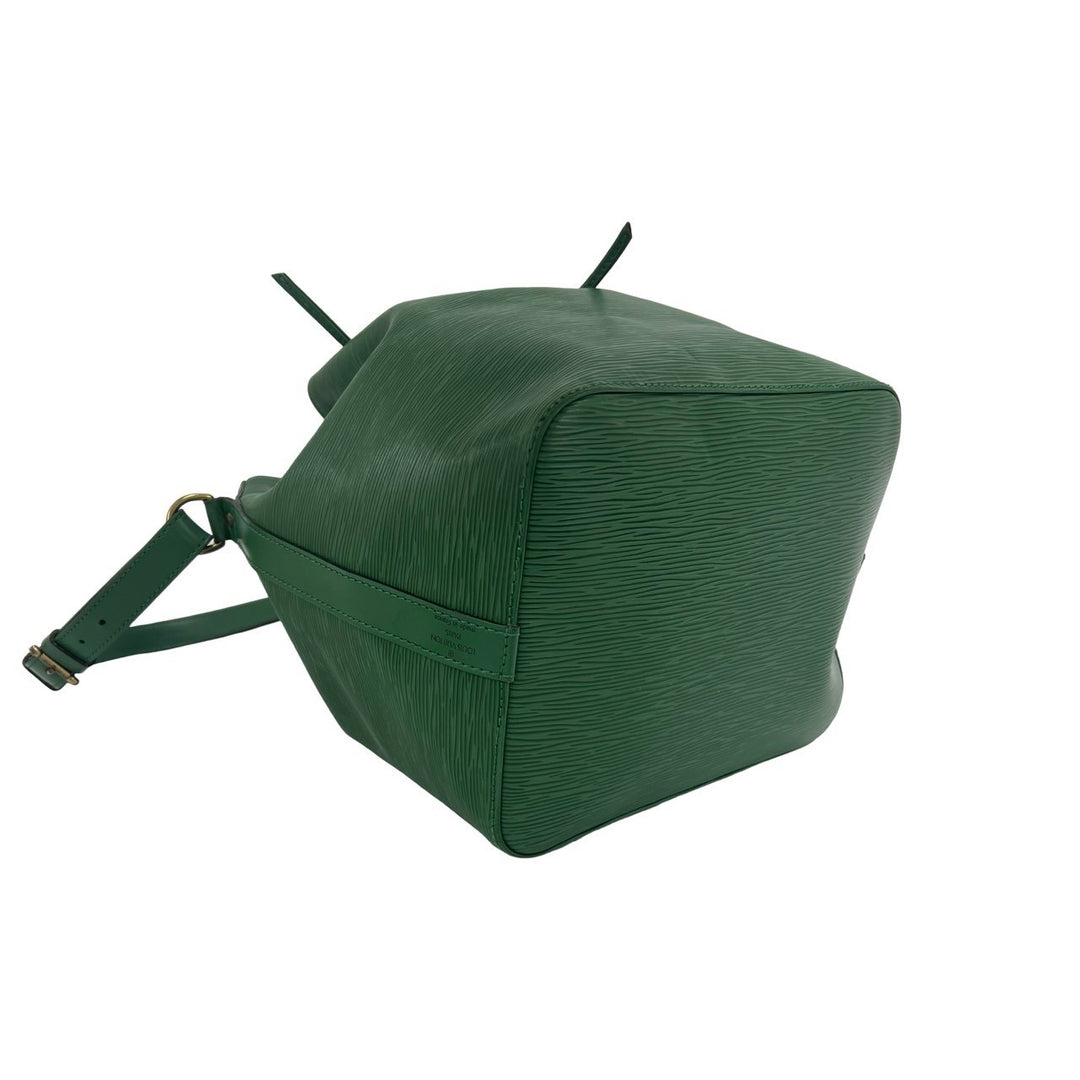Shoulder bag Louis Vuitton Petit Noe